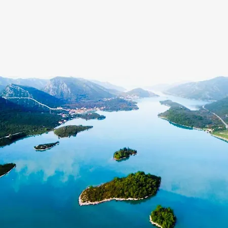 Bougainvillea--apartment By The Sea Lägenhet *