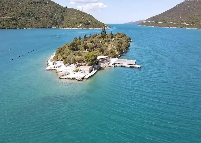 Appartamento Bougainvillea--apartment By The Sea *