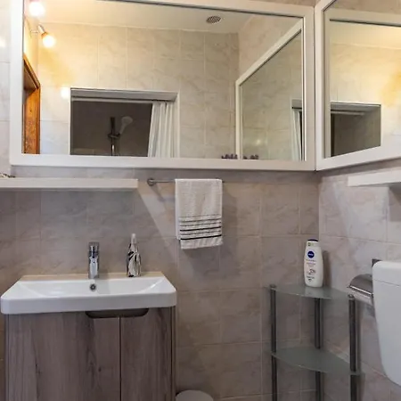 Διαμέρισμα Bougainvillea--apartment By The Sea *